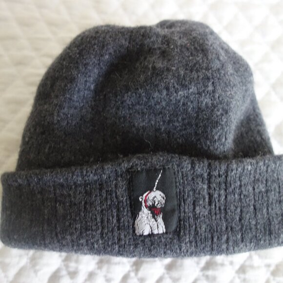 RH RESTORATION HARDWARE Kids Grey Polar Bear w/ Unicorn Horn Ribbed Beanie Cap - Picture 4 of 5